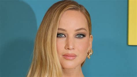 jennifer lawance nude|Jennifer Lawrence stuns fans by getting NAKED in X